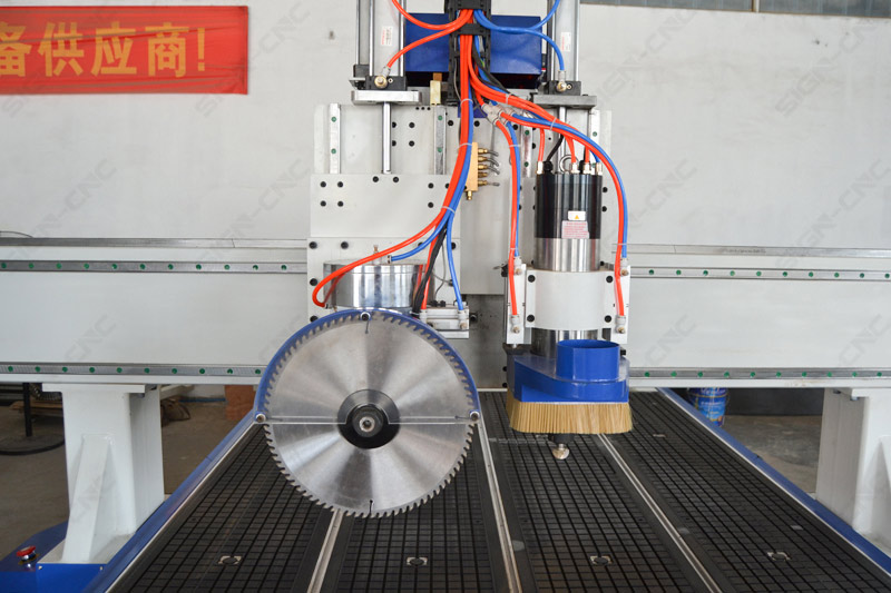 ACE-1525 ATC CNC Router Machine with a Saw